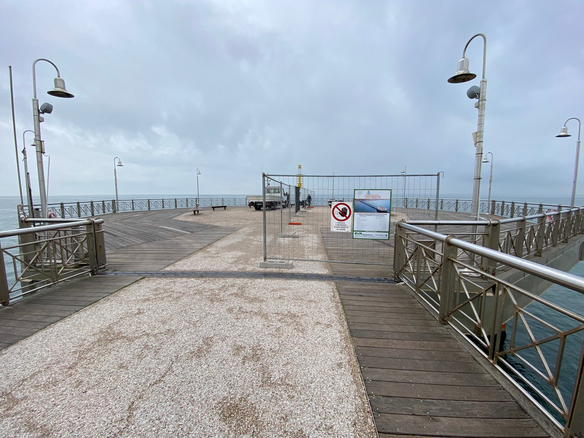 Ultimo miglio per il restyling del pontile