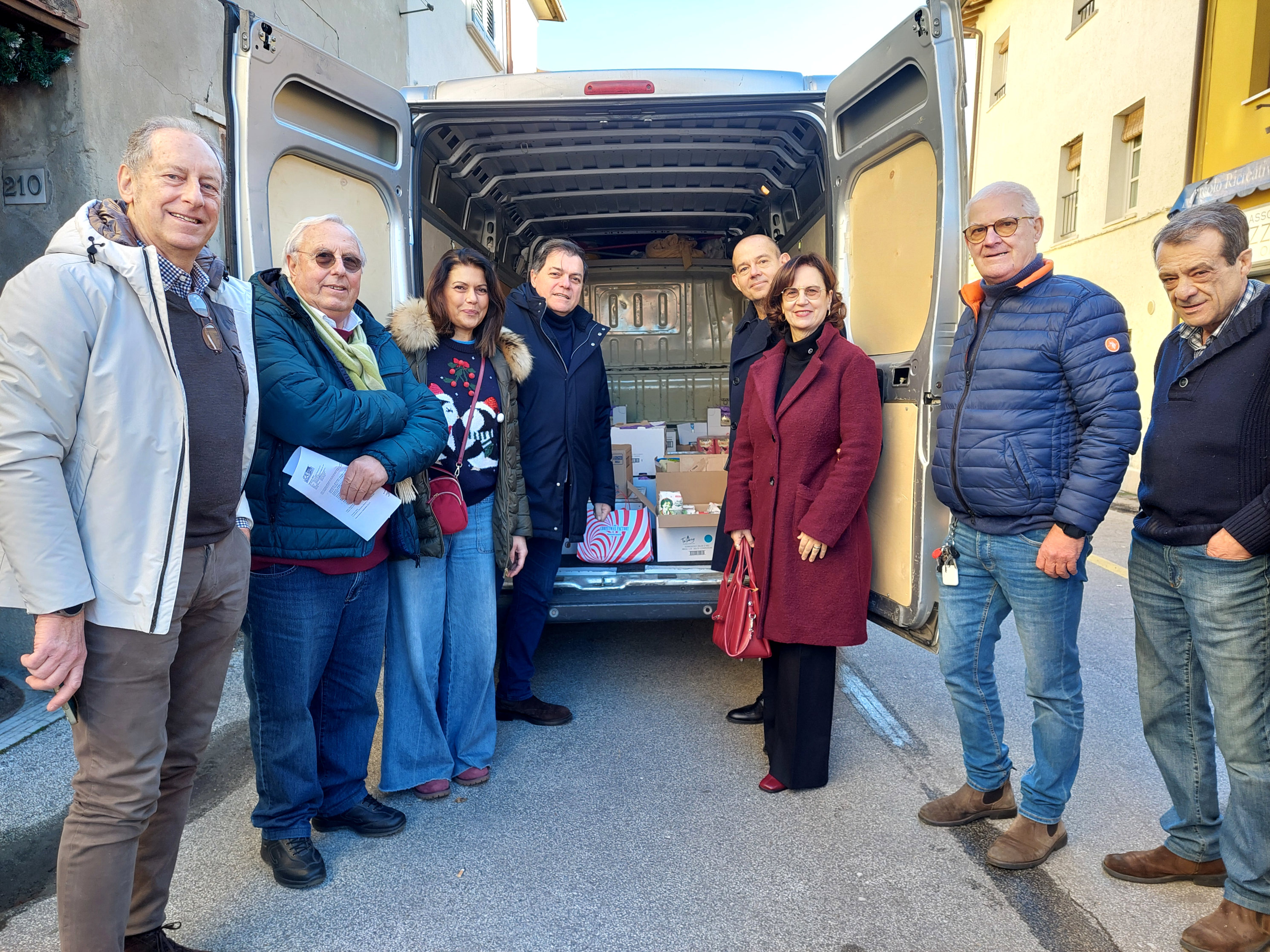 Dal Rotary ad Azzurra un “carico” di solidarietà