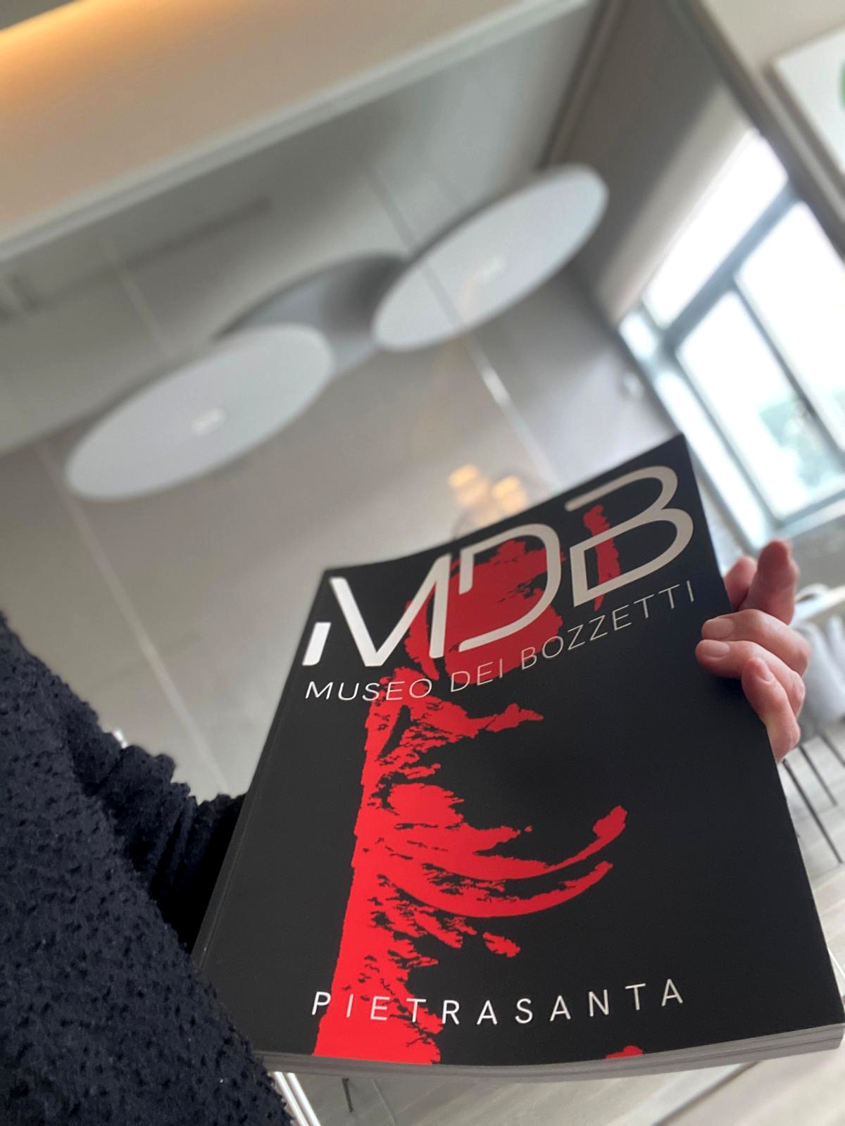 “MDB”, un compleanno d’arte in 128 pagine